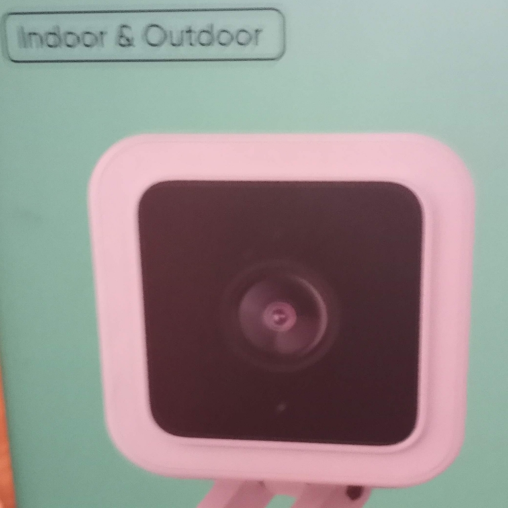 Wyze camera - Picture 2 of 3
